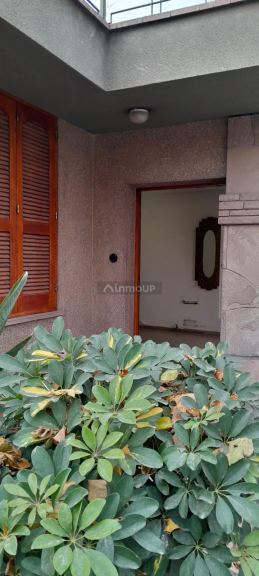 Guaymallen Destacada casa/ Villa Nueva, Guaymallen / Jacinto Benavente N°3732