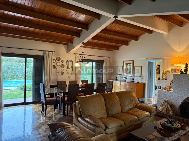 Chalet en Venta en Capital, Mendoza