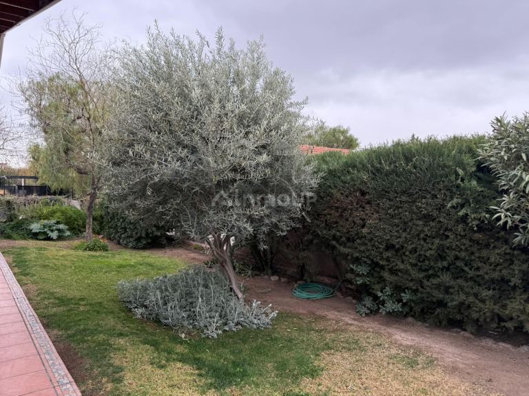 Chalet en Venta en Capital, Mendoza