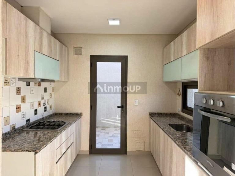 Casa en Alquiler en Lujan de Cuyo, Mendoza