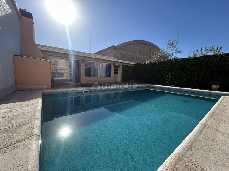 Casa en Venta en Maipu, Mendoza