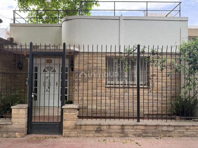Casa en Venta en Godoy Cruz, Mendoza
