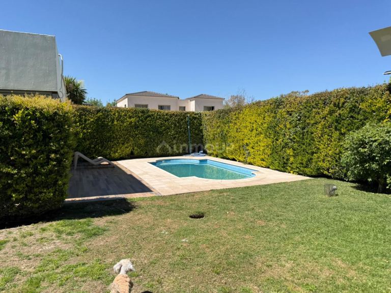 Casa en Venta en Guaymallen, Mendoza