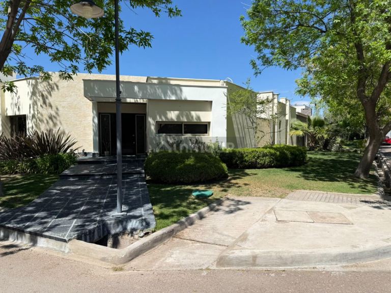 Casa en Alquiler en Guaymallen, Mendoza