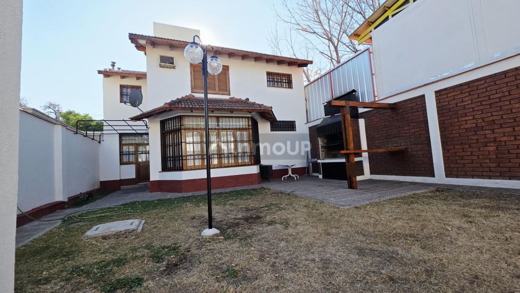 Casa en Alquiler en Godoy Cruz, Mendoza