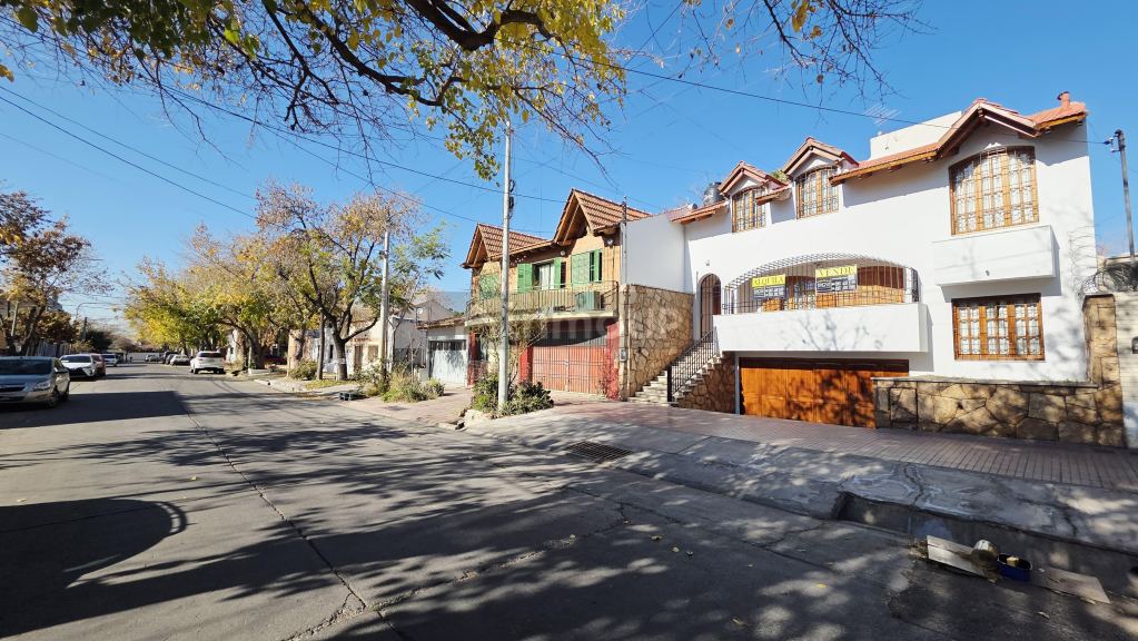 Casa en Alquiler en Godoy Cruz, Mendoza