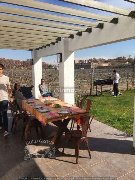 Casa en Venta en Mayor Drummond, Mendoza