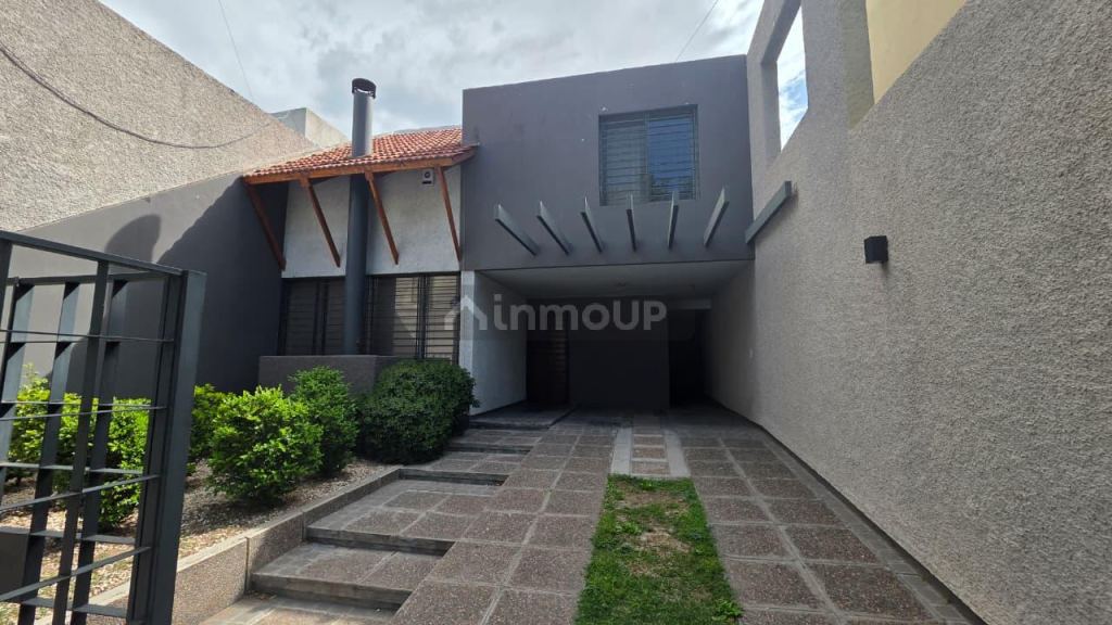 Casa en Alquiler en Capital, Mendoza