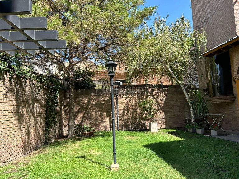 Casa en Alquiler en Godoy Cruz, Mendoza