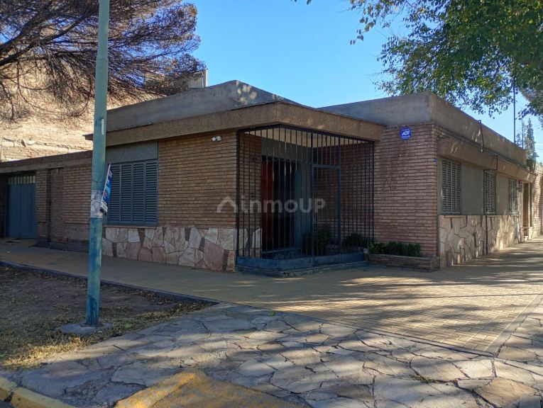 Casa en Alquiler en Godoy Cruz, Mendoza