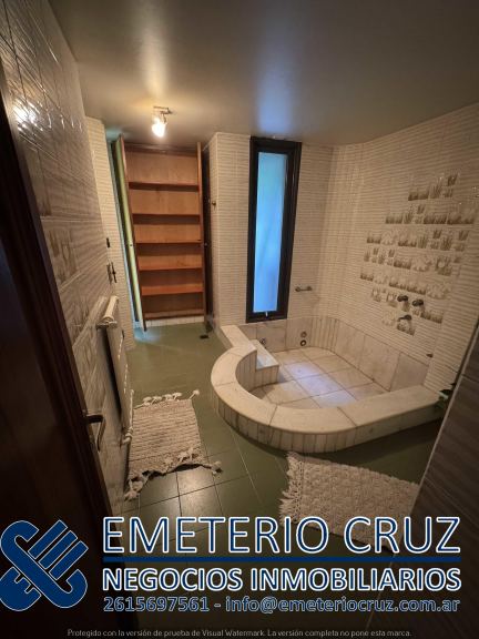 Casa en Venta en Capital, Mendoza