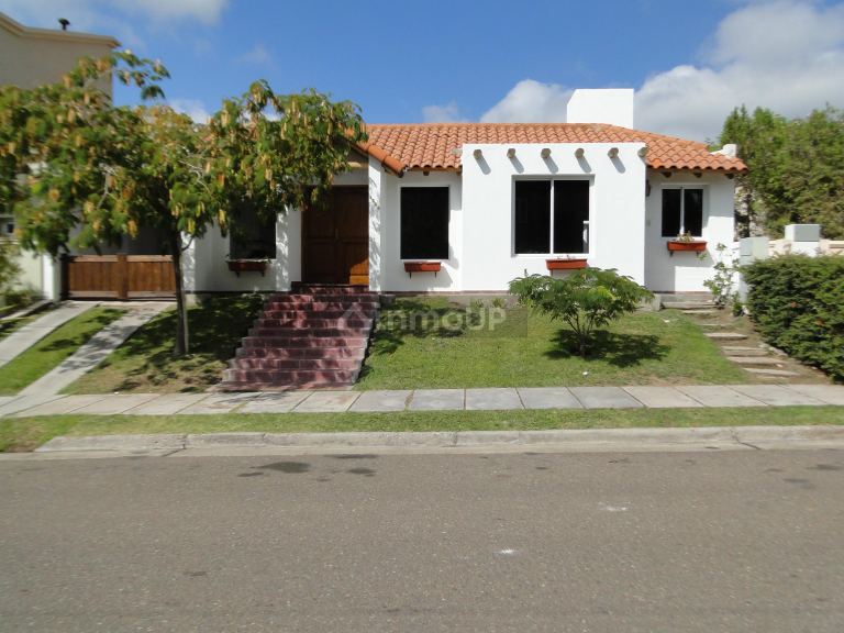 Casa en Alquiler en Godoy Cruz, Mendoza