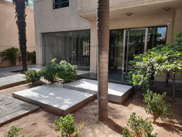 Oficina en Alquiler en Capital, Mendoza