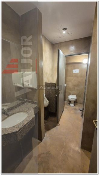 Local Comercial en Venta en Centro / Microcentro, Capital Federal - USD 250.000 | Inmoup - 14