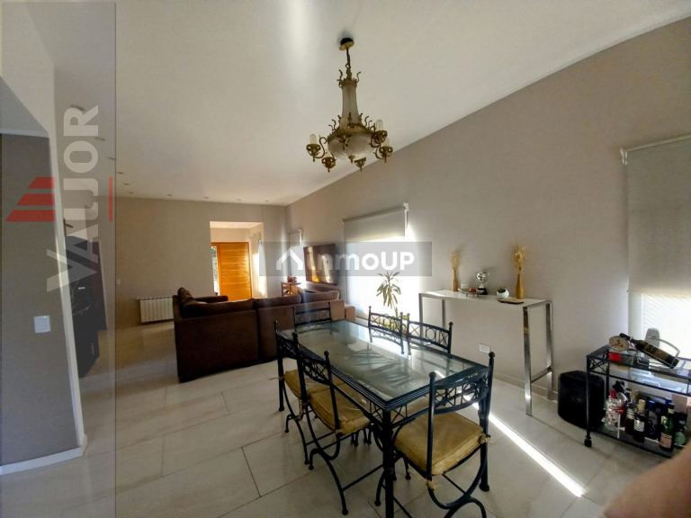 Casa en Venta en Malvinas Argentinas, G.B.A. Zona Norte