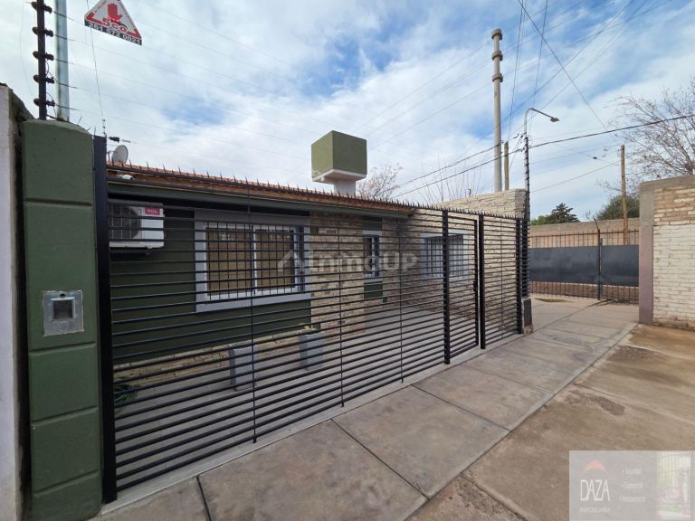 Casa en Venta en Guaymallen, Mendoza