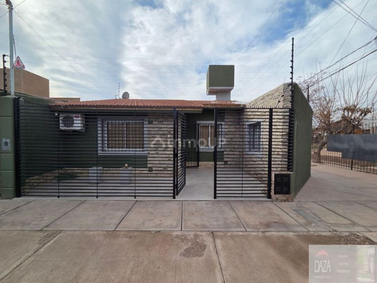 Casa en Venta en Guaymallen, Mendoza