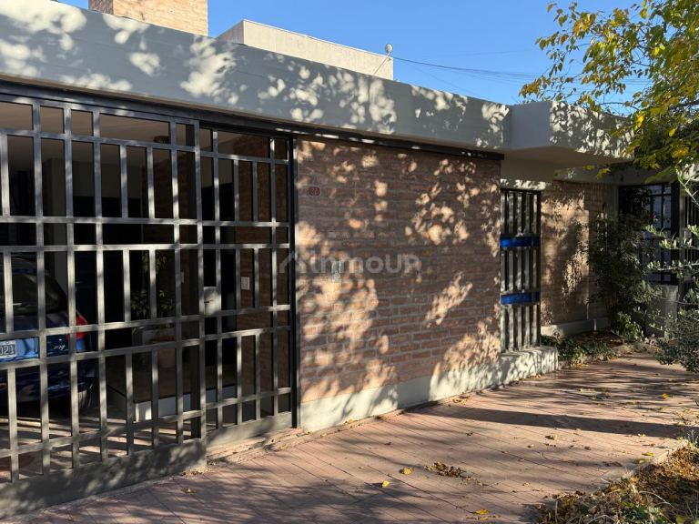 Oficina en Alquiler en Capital, Mendoza
