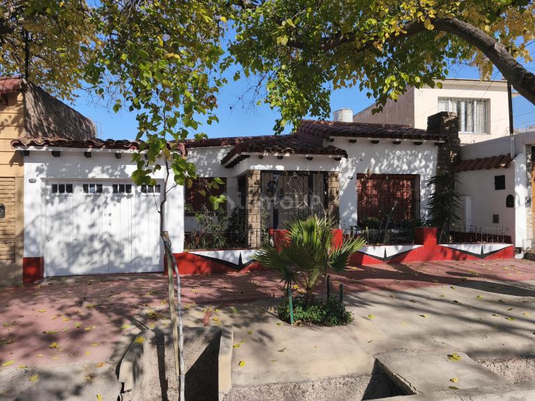 Casa en Alquiler en Capital, Mendoza