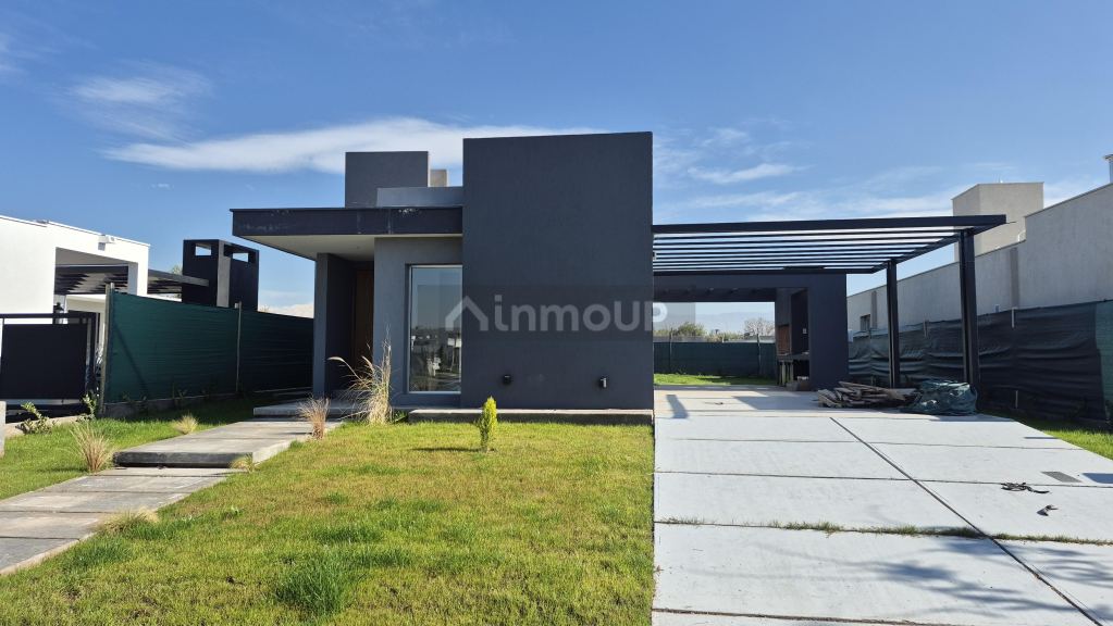Casa en Alquiler en Maipu, Mendoza