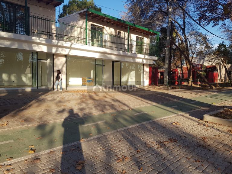 Local Comercial en Alquiler en Godoy Cruz, Mendoza