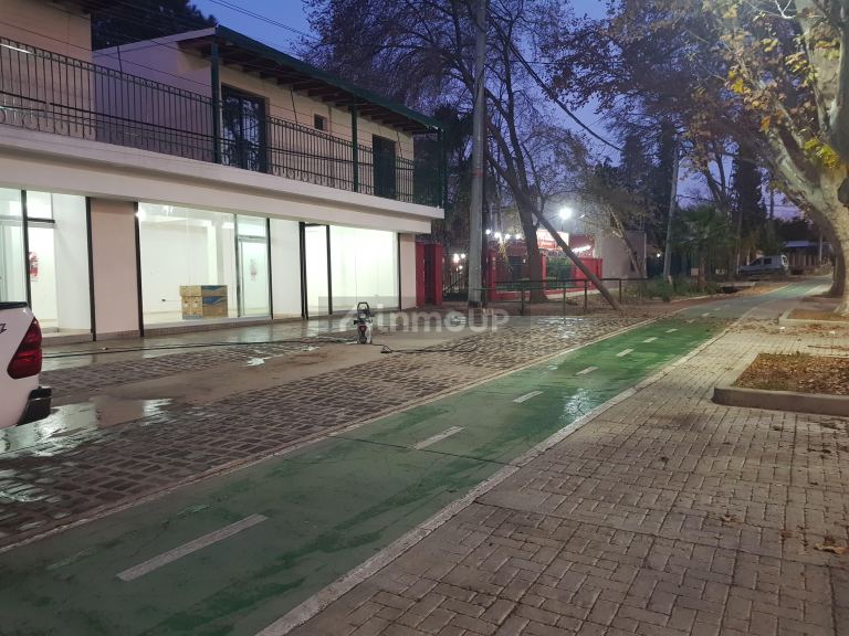 Local Comercial en Alquiler en Godoy Cruz, Mendoza