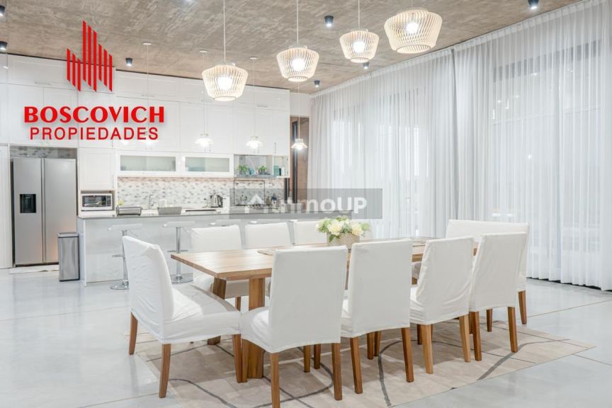 Casa en Venta en San Nicolas, Buenos Aires Interior - USD 700.000 | Inmoup - 9