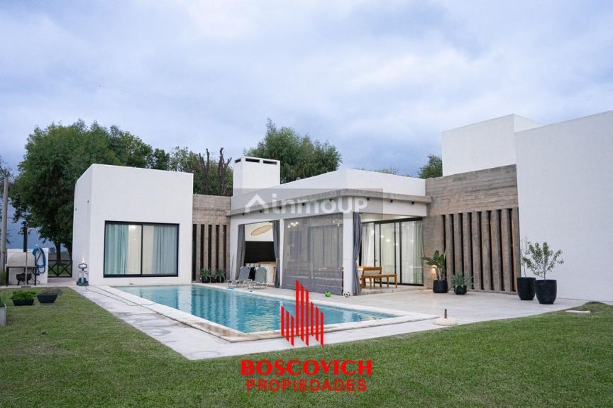 Casa en Venta en San Nicolas, Buenos Aires Interior - USD 700.000 | Inmoup - 26