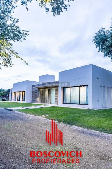 Casa en Venta en San Nicolas, Buenos Aires Interior - USD 700.000 | Inmoup - 20