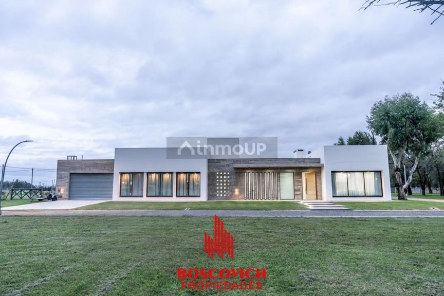 Casa en Venta en San Nicolas, Buenos Aires Interior - USD 700.000 | Inmoup - 18