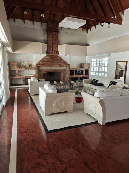 Casa en Alquiler en San Isidro, G.B.A. Zona Norte