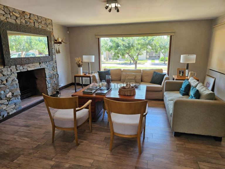 Casa en Venta en Guaymallen, Mendoza