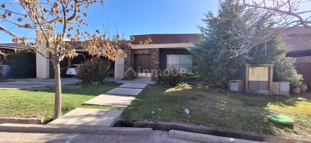 Casa en Alquiler en Lujan de Cuyo, Mendoza