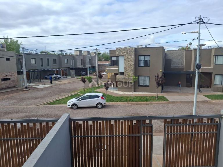 Duplex en Venta en Guaymallen, Mendoza