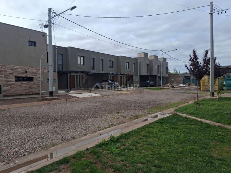 Duplex en Venta en Guaymallen, Mendoza
