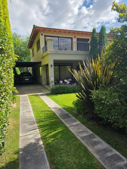 Casa en Venta en Guaymallen, Mendoza