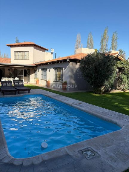Casa en Alquiler en Lujan de Cuyo, Mendoza