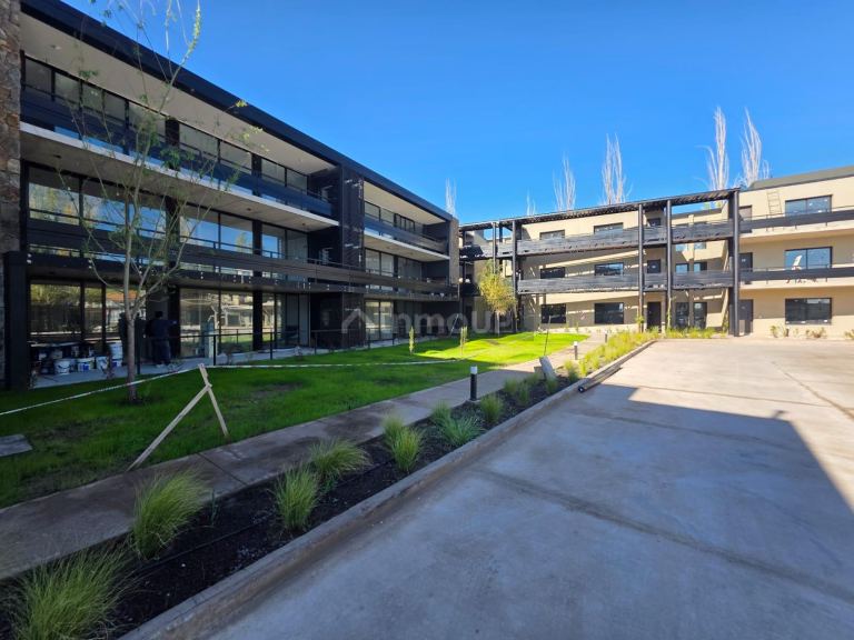 Departamento en Venta en Maipu, Mendoza
