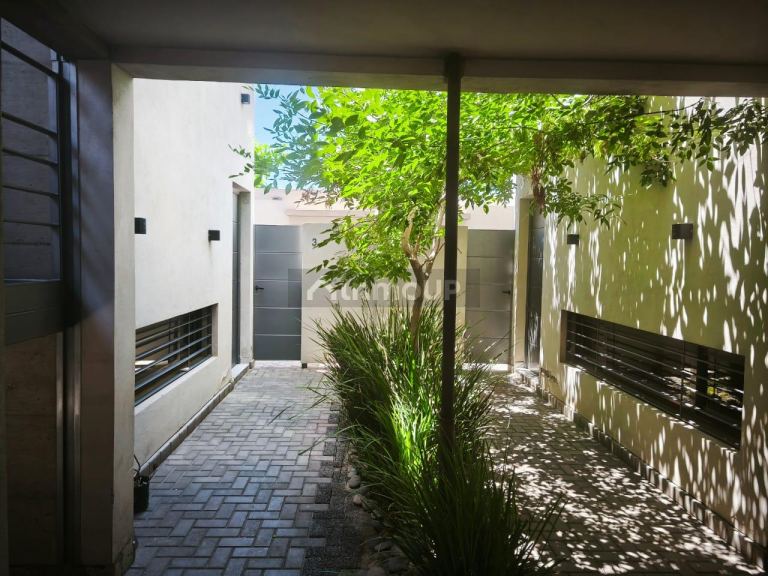 Duplex en Alquiler en Guaymallen, Mendoza