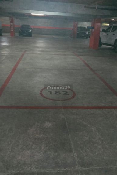 Cochera en Venta en Godoy Cruz, Mendoza