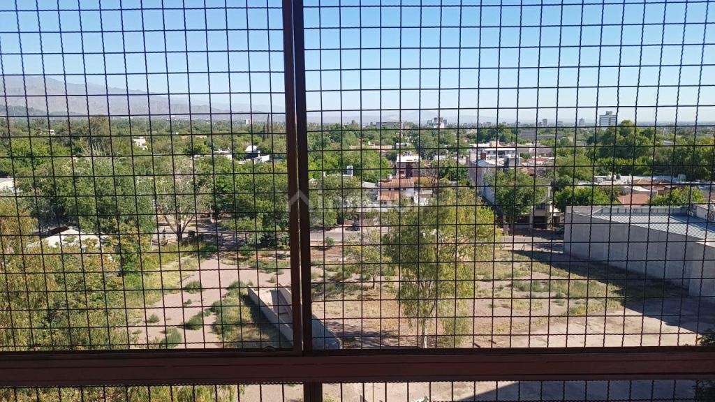 Departamento en Alquiler en Godoy Cruz, Mendoza