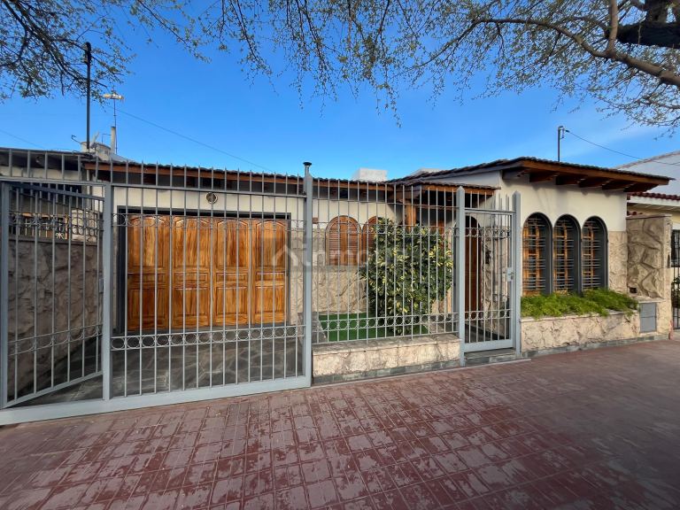 Casa en Venta en Capital, Mendoza
