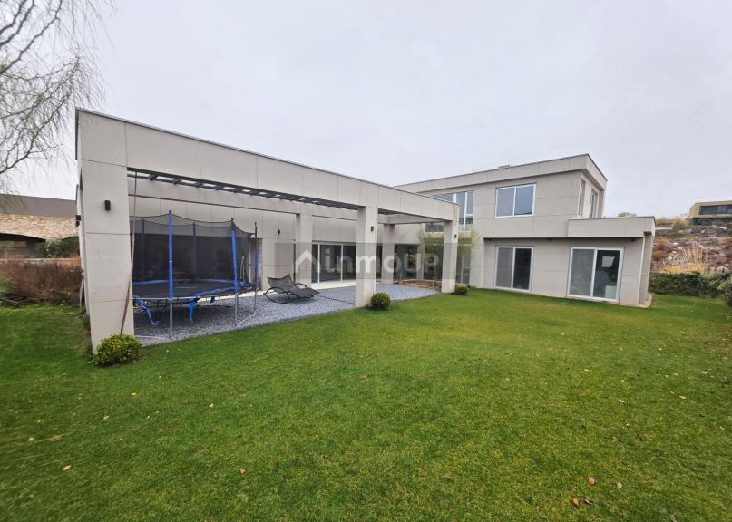 Casa en Venta en Las Heras, Mendoza