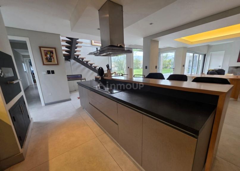 Casa en Venta en Las Heras, Mendoza