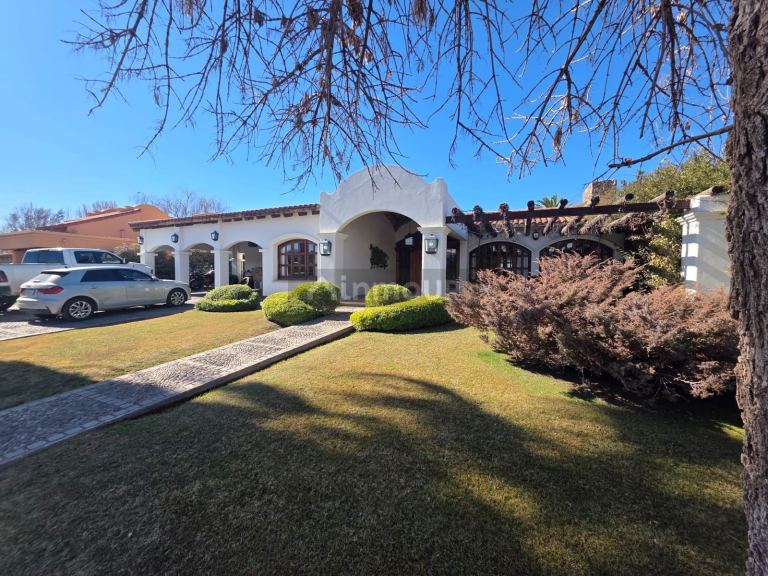 Casa en Venta en Lujan de Cuyo, Mendoza