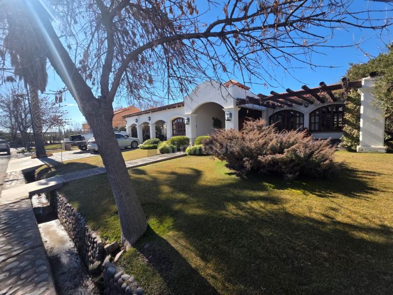 Casa en Venta en Lujan de Cuyo, Mendoza