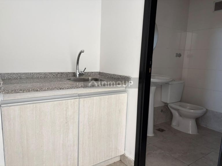 Local Comercial en Alquiler en Maipu, Mendoza