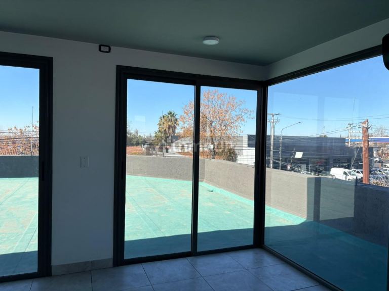 Local Comercial en Alquiler en Maipu, Mendoza