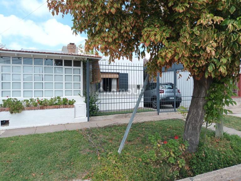 Casa en Venta en Guaymallen, Mendoza