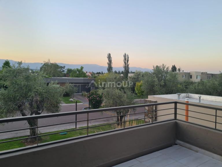 Casa en Alquiler en Lujan de Cuyo, Mendoza